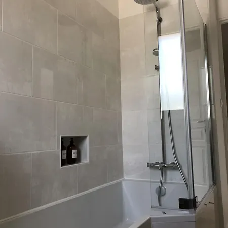 Maison De De Charme 8-10 Personnes *