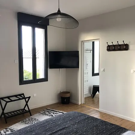 Maison De De Charme 8-10 Personnes Nyaraló