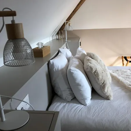 Maison De De Charme 8-10 Personnes Nyaraló *